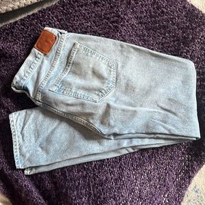 Men’s A&F Langdon Slim Light Wash jeans